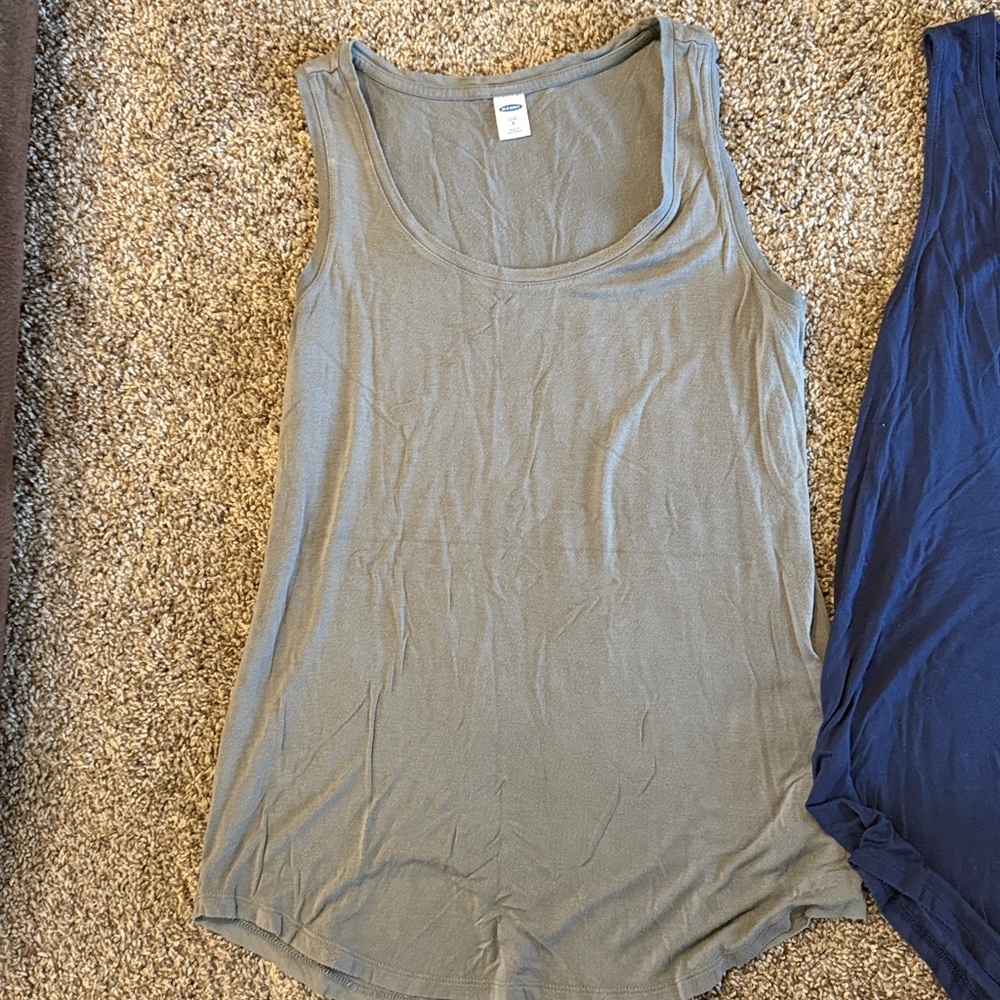 Old Navy Luxe Sleeveless Top x 4 - Picture 2 of 9